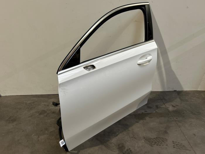 Puerta de 4 puertas izquierda delante Mercedes A-Klasse