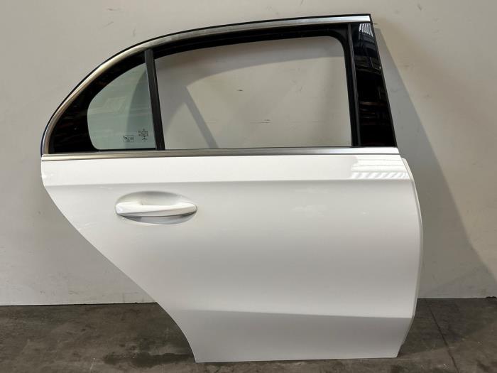Drzwi prawe tylne wersja 4-drzwiowa Mercedes A-Klasse
