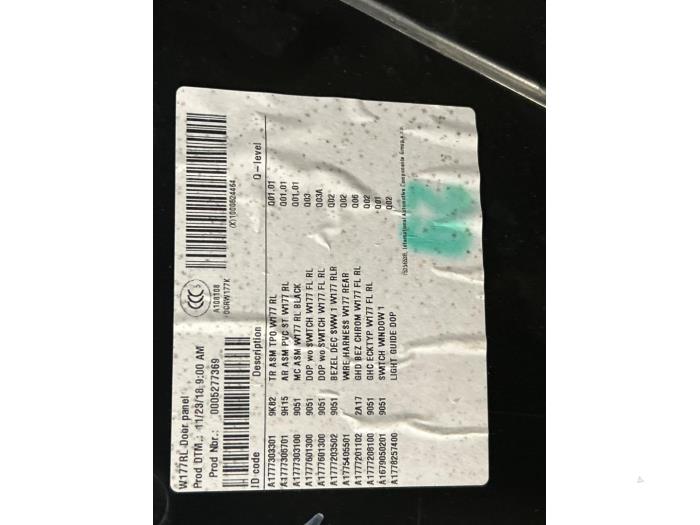 Türverkleidung 4-türig links hinten Mercedes A-Klasse