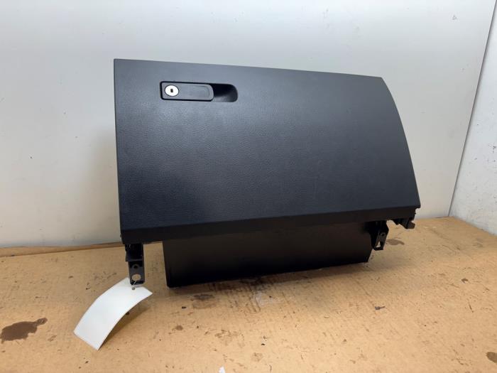 Handschuhfach Mercedes A-Klasse