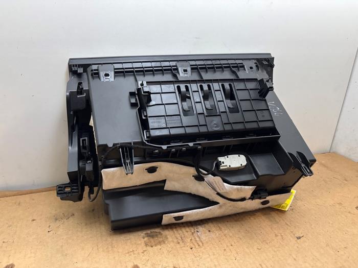 Handschuhfach Mercedes A-Klasse