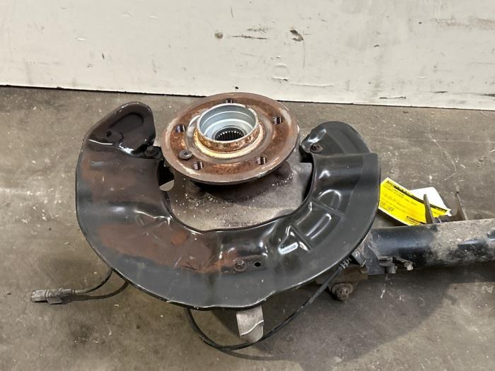 Achsschenkel links vorne Mercedes A-Klasse