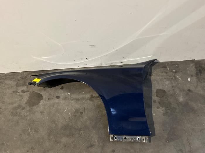 Aile avant gauche Mercedes C-Klasse