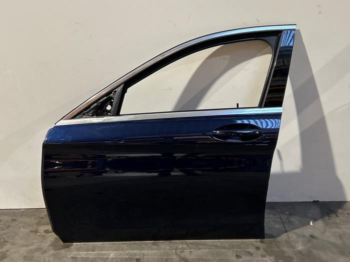 Drzwi lewe przednie wersja 4-drzwiowa Mercedes C-Klasse