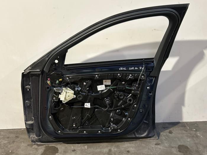 Tür 4-türig rechts vorne Mercedes C-Klasse