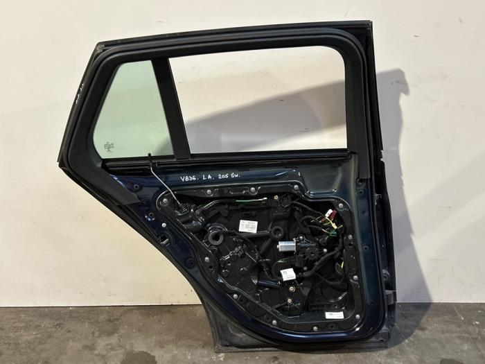 Puerta de 4 puertas izquierda detrás Mercedes C-Klasse