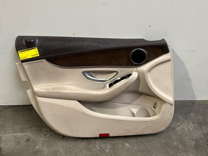 Tapicerka drzwi lewych przednich wersja 4-drzwiowa Mercedes C-Klasse