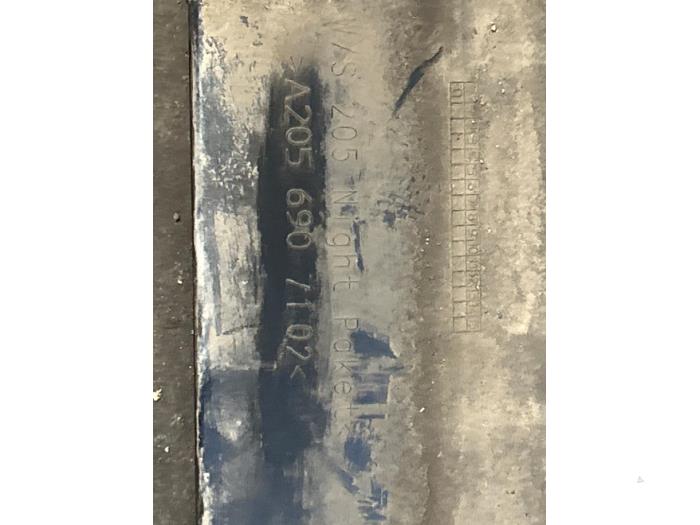 Umbral izquierda Mercedes C-Klasse