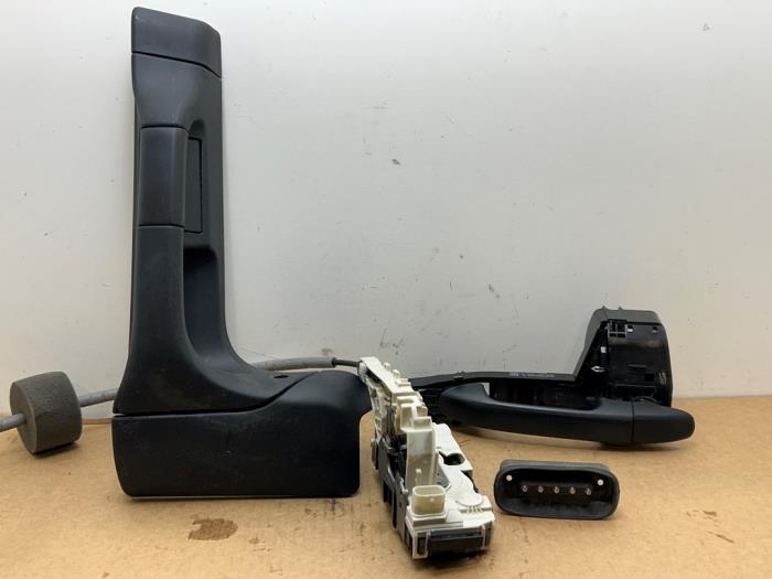 Türschlossmechanik 4-türig rechts hinten Mercedes Vito