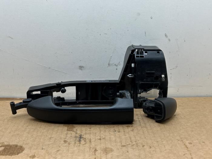 Deurslot Mechaniek 4Deurs rechts-achter Mercedes Vito