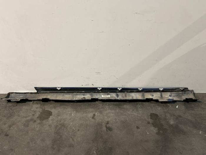 Sill, right Mercedes C-Klasse