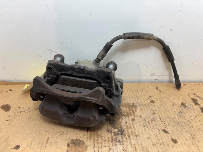 Zacisk hamulcowy lewy przód Mercedes C-Klasse