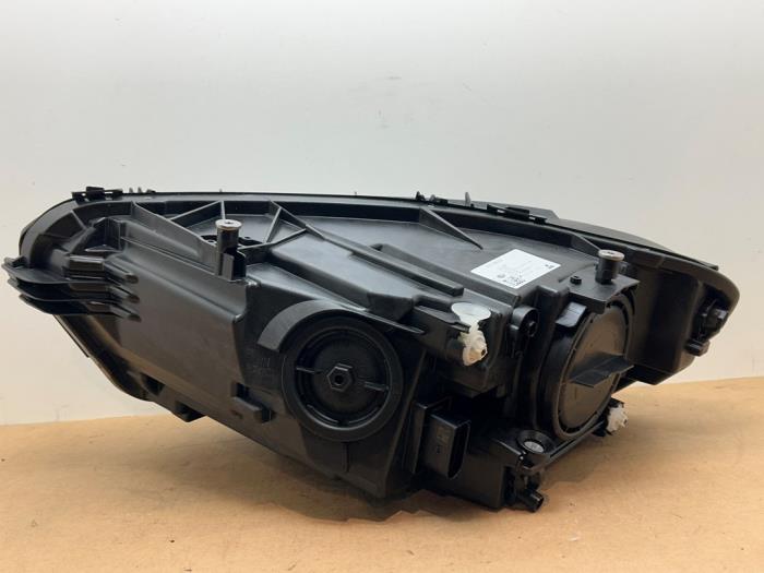 Scheinwerfer rechts Mercedes CLA