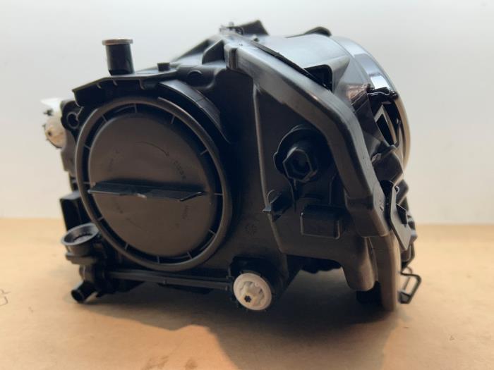 Scheinwerfer rechts Mercedes CLA