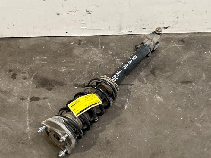 Amortyzator wstrzasów prawy przód Mercedes C-Klasse