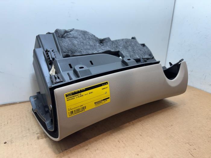 Handschuhfach Mercedes C-Klasse