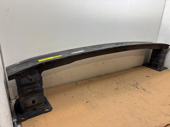 Belka podwozia tyl Mercedes A-Klasse