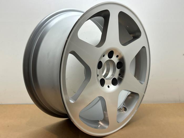 Llanta Mercedes E-Klasse