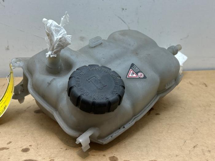 Zbiornik rozprezny Mercedes A-Klasse