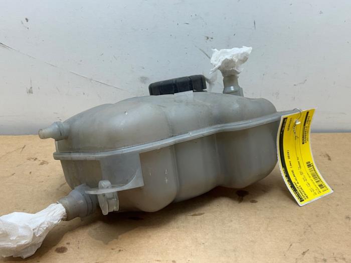 Zbiornik rozprezny Mercedes A-Klasse