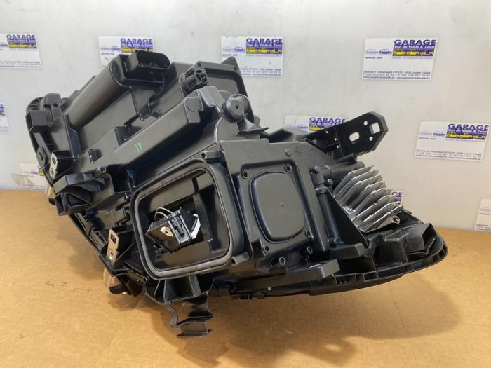 Headlight, right Mercedes B-Klasse