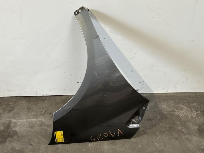 Blotnik prawy przód Mercedes A-Klasse