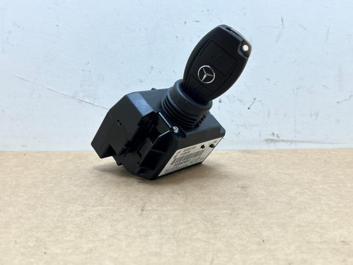 Cerradura de contacto y ordenador Mercedes A-Klasse