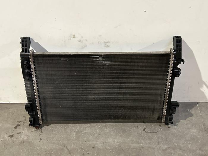 Chlodnica Mercedes A-Klasse