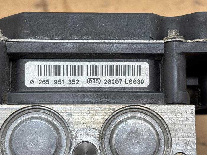 ABS pump Mercedes A-Klasse