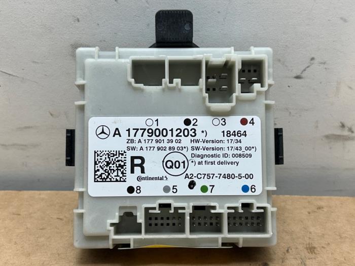 Modul centralnego zamka Mercedes A-Klasse