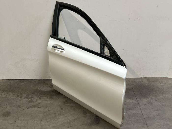 Door 4-door, front left Mercedes C-Klasse