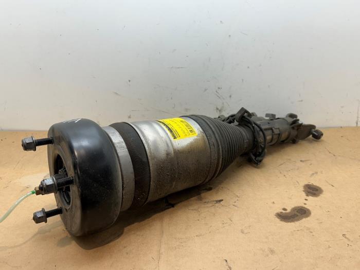 Fronts shock absorber, left Mercedes C-Klasse