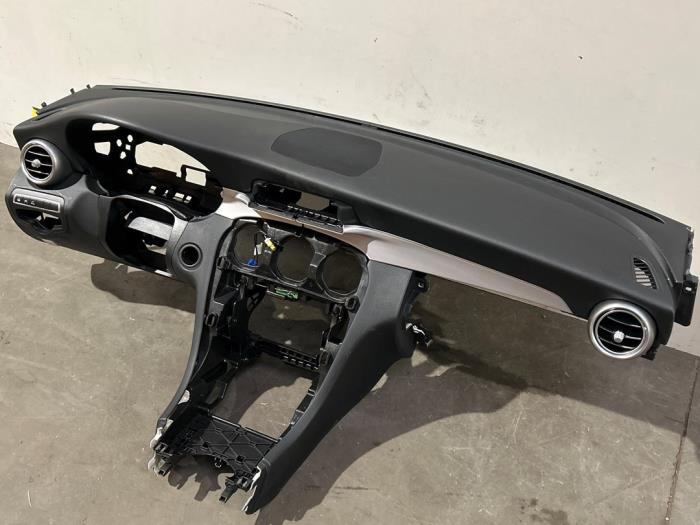 Panel Mercedes C-Klasse