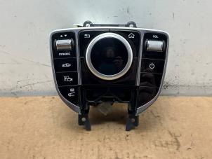Gebruikte Bediening boordcomputer Mercedes C Estate (S205) C-300de 2.0 Turbo 16V Prijs € 60,50 Inclusief btw aangeboden door Autoparts Van De Velde