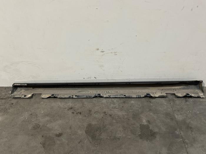 Sill, right Mercedes A-Klasse