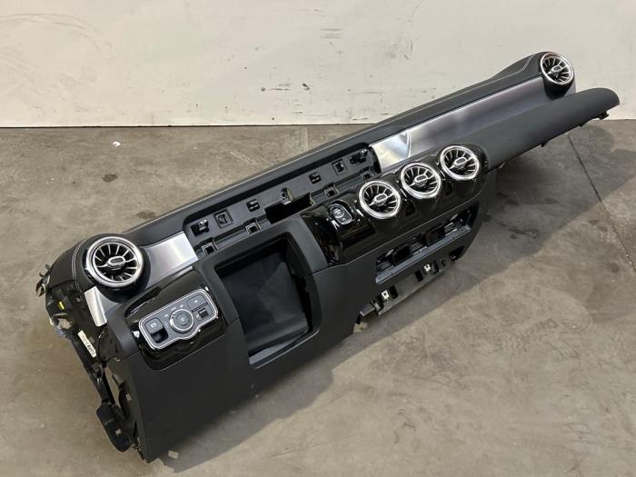 Armaturenbrett Mercedes A-Klasse