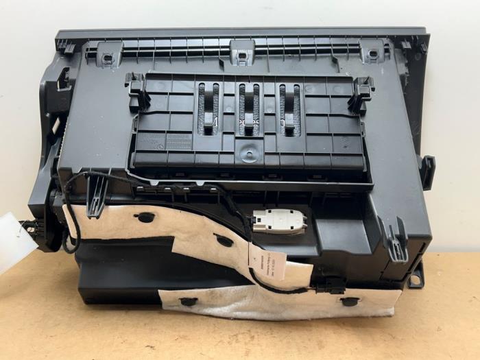 Boîte à gants Mercedes A-Klasse