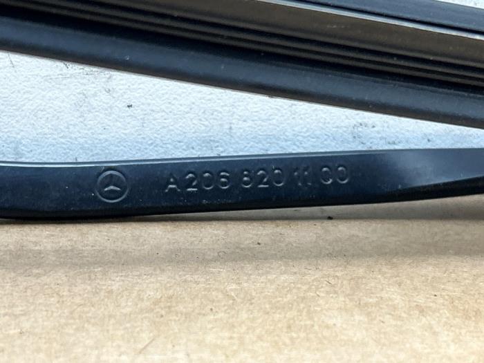 Ruitenwisserarm voor Mercedes C-Klasse