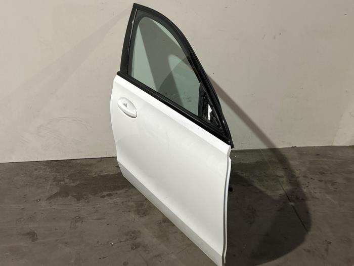 Puerta 4 puertas derecha delante Mercedes C-Klasse