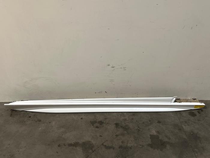 Próg prawy Mercedes C-Klasse