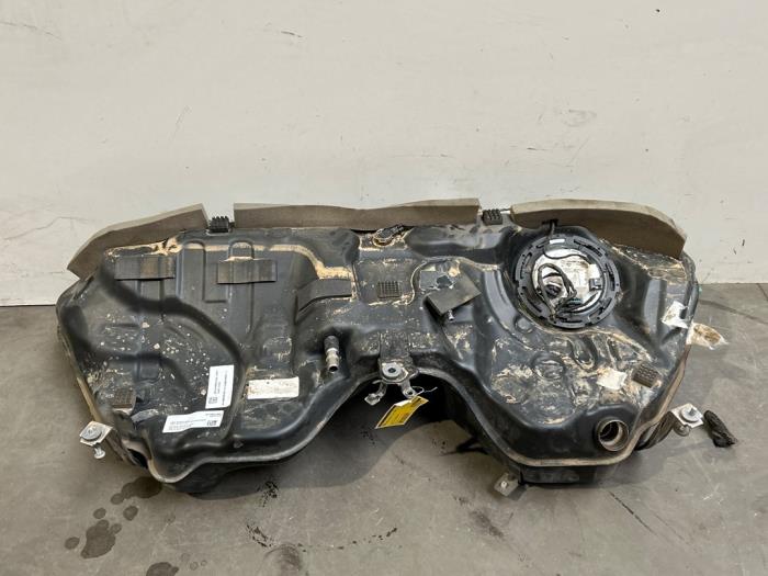 Krafstofftank Mercedes C-Klasse