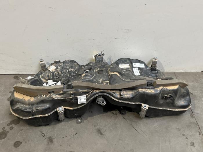 Réservoir de carburant Mercedes C-Klasse