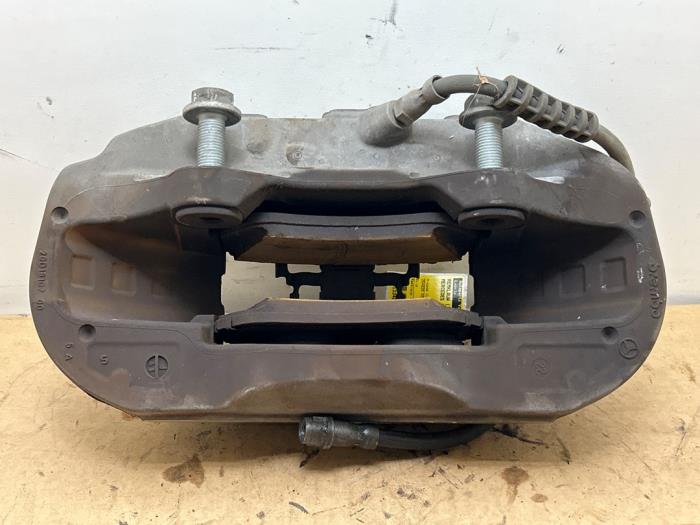 Etrier de frein (pince) avant gauche Mercedes C-Klasse