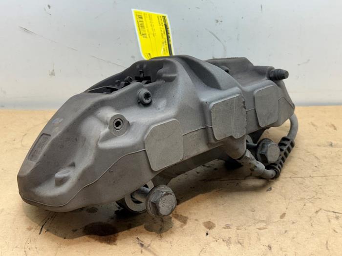 Etrier de frein (pince) avant gauche Mercedes C-Klasse