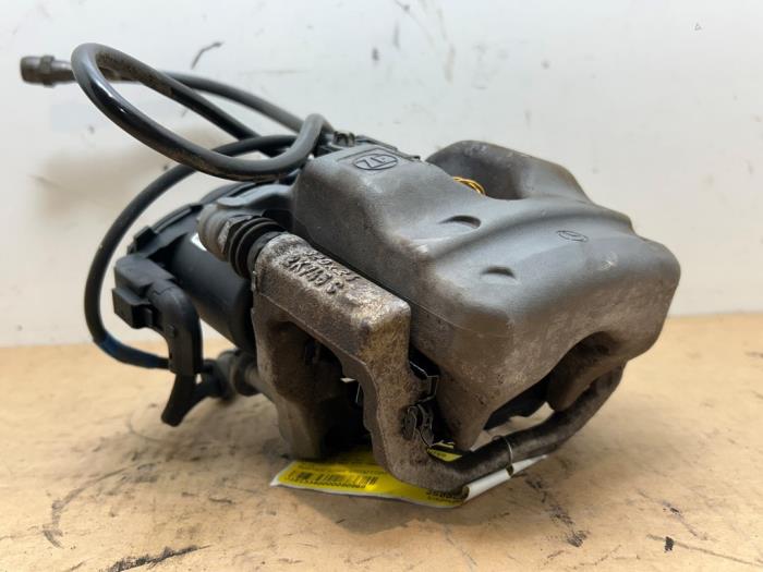 Rear brake calliper, left Mercedes C-Klasse