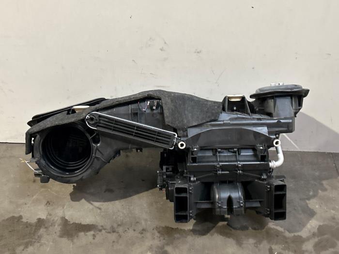 Kachelhuis Mercedes C-Klasse