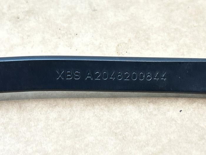 Front wiper arm Mercedes GLK-Klasse
