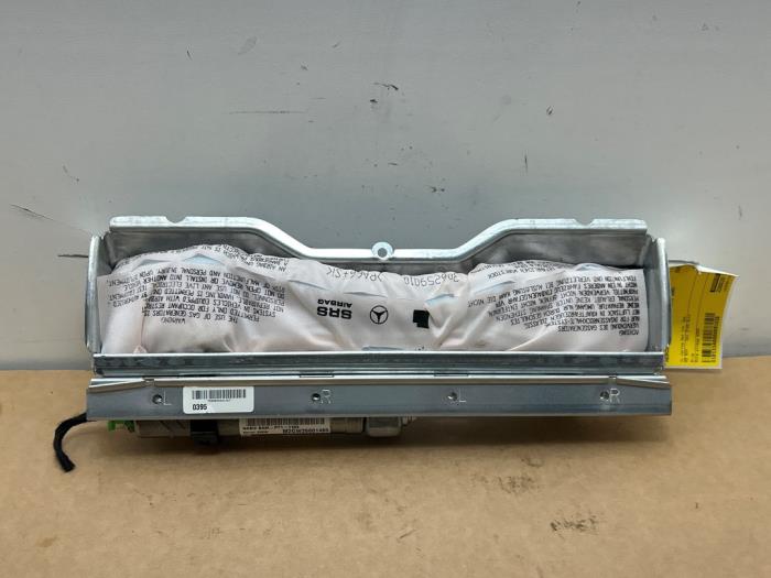 Knie airbag Mercedes GLK-Klasse