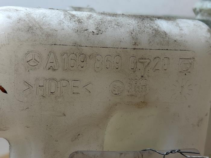 Réservoir lave-glace avant Mercedes A-Klasse