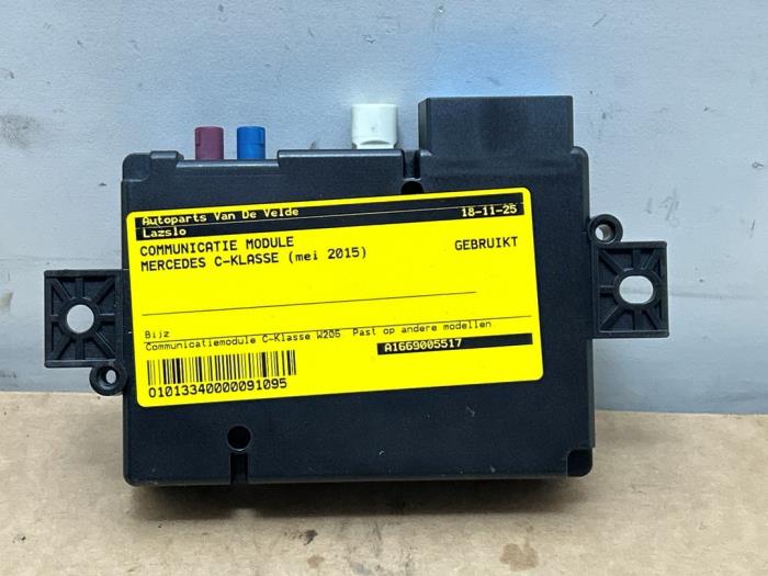 Modul komunikacyjny Mercedes C-Klasse